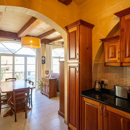 Casa vacanze 4 Bedroom With Private Pool