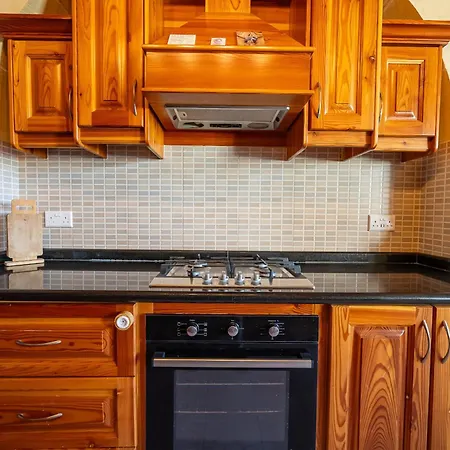 4 Bedroom With Private Pool Zebbug (Gozo)